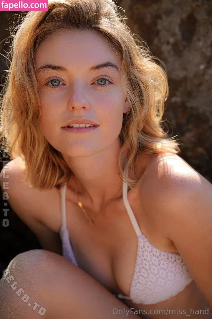 Willow Hand Onlyfans Photo Gallery 