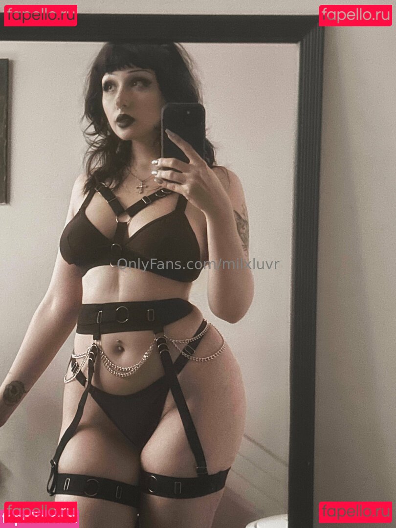 charlxvesmilk / govassignedgoth / milxluvr Onlyfans Photo Gallery 
