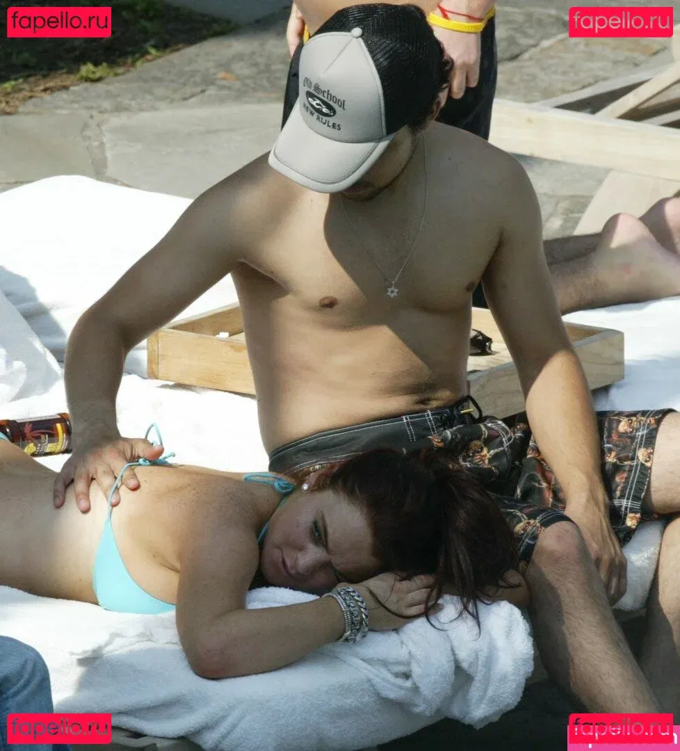 Lindsay Lohan Onlyfans Photo Gallery 