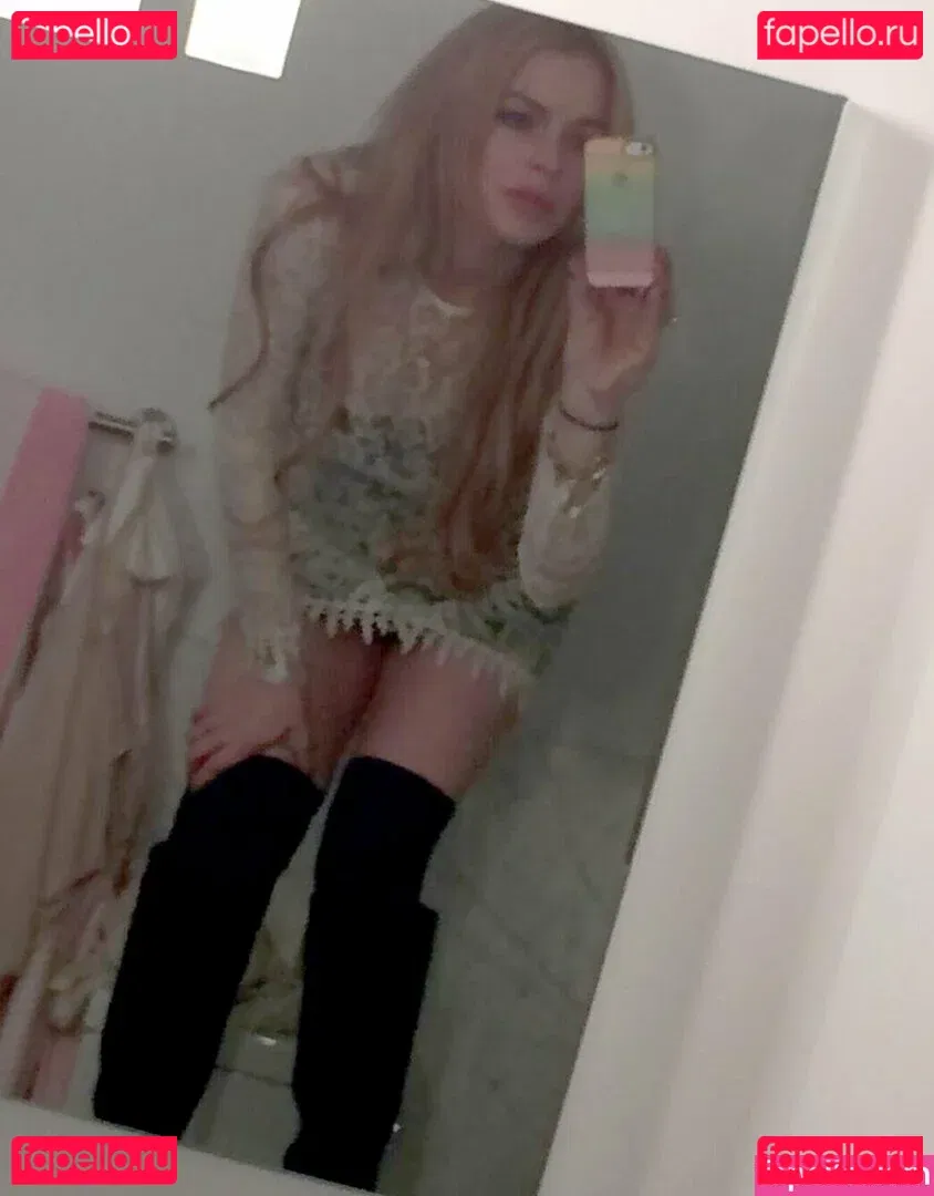 Lindsay Lohan Onlyfans Photo Gallery 