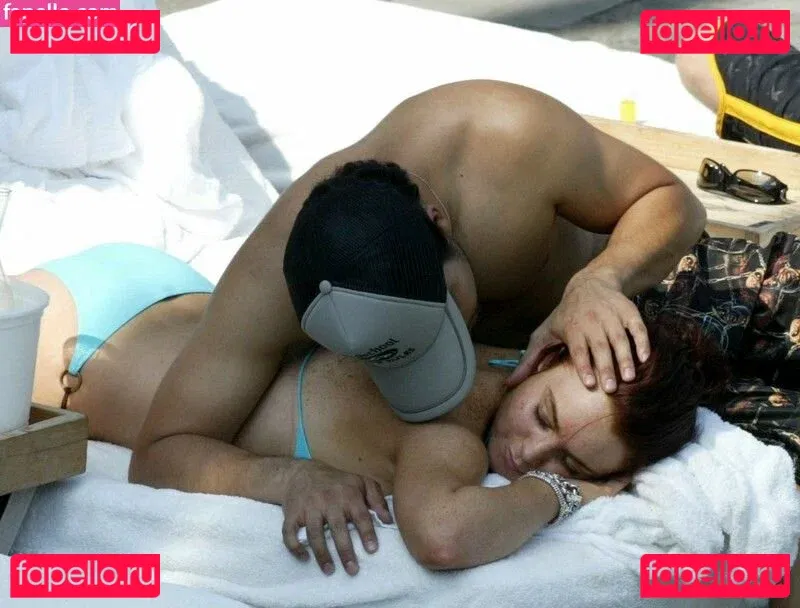 Lindsay Lohan Onlyfans Photo Gallery 