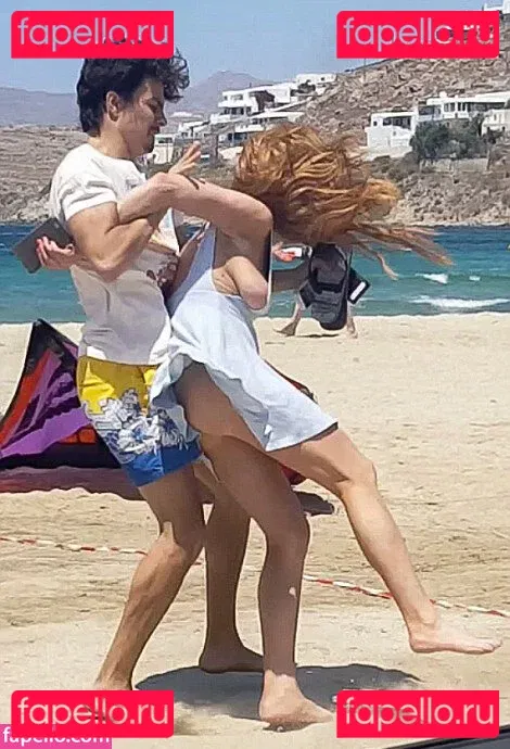 Lindsay Lohan Onlyfans Photo Gallery 