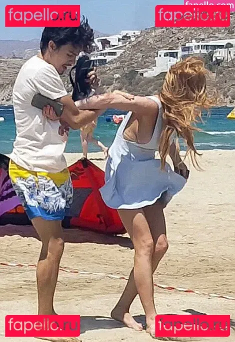 Lindsay Lohan Onlyfans Photo Gallery 