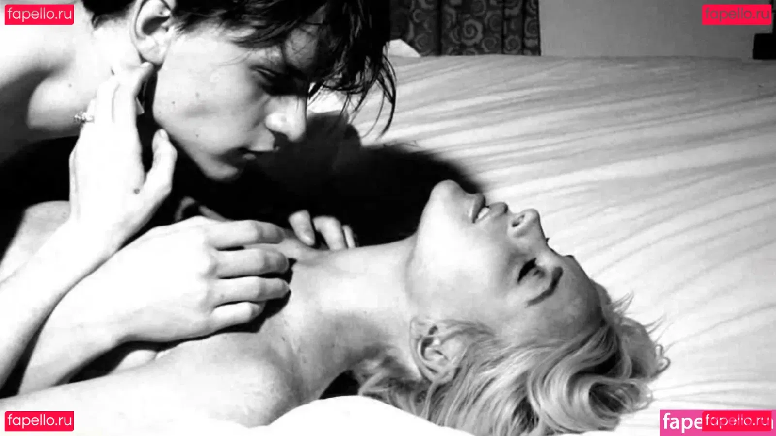 Lindsay Lohan Onlyfans Photo Gallery 