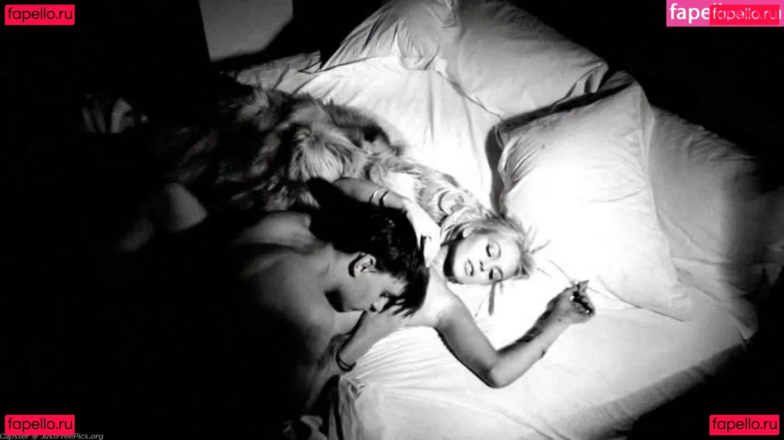 Lindsay Lohan Onlyfans Photo Gallery 