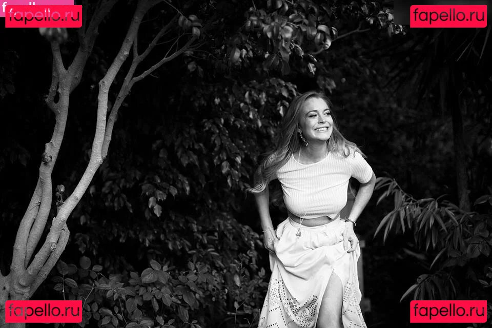 Lindsay Lohan Onlyfans Photo Gallery 