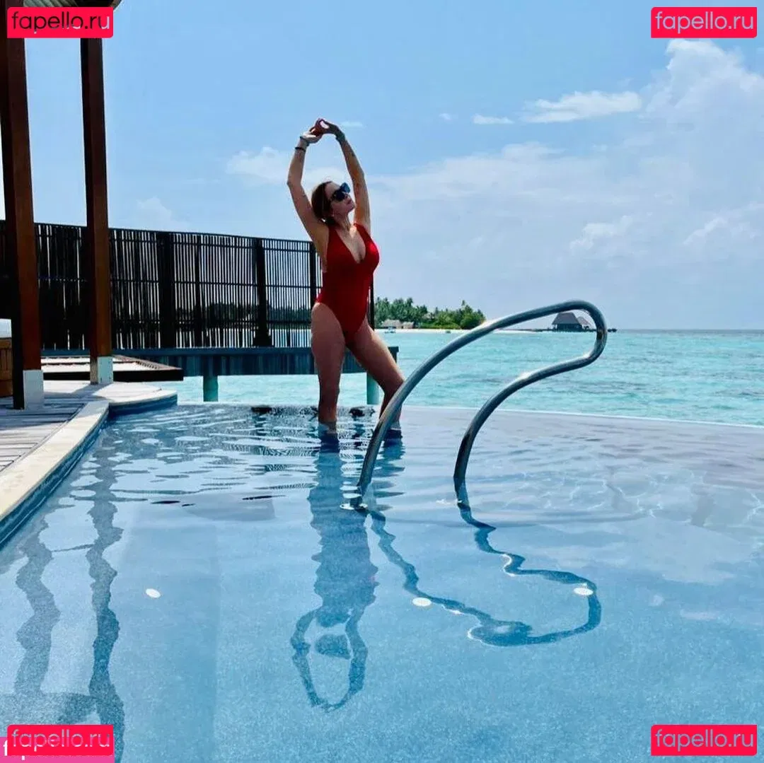 Lindsay Lohan Onlyfans Photo Gallery 