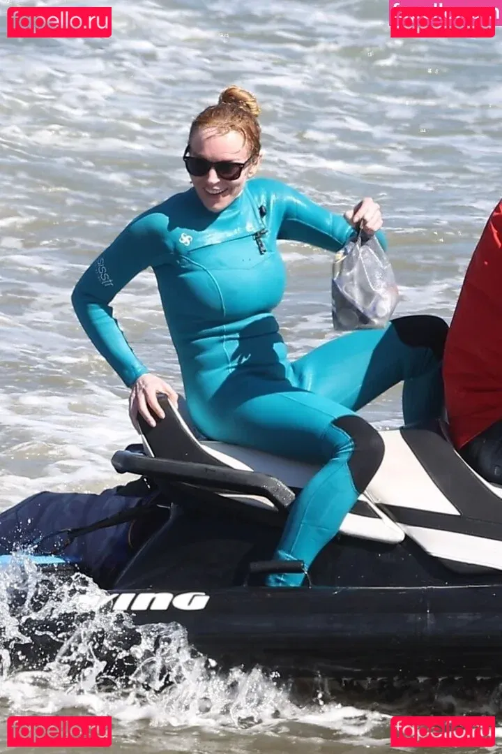 Lindsay Lohan Onlyfans Photo Gallery 