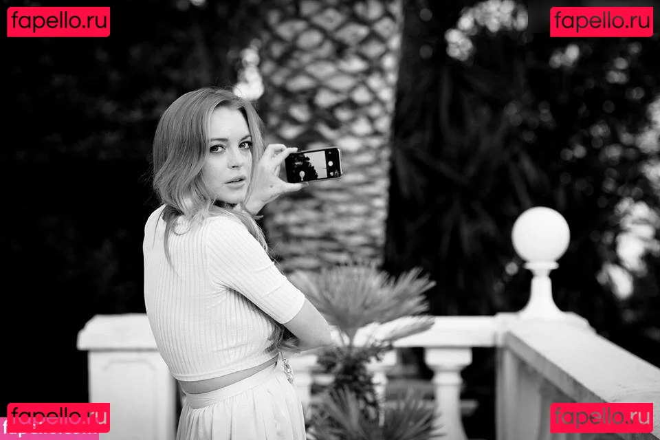 Lindsay Lohan Onlyfans Photo Gallery 