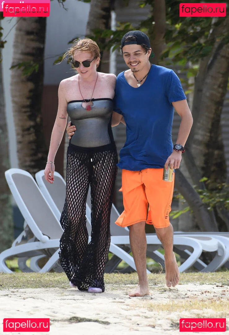 Lindsay Lohan Onlyfans Photo Gallery 