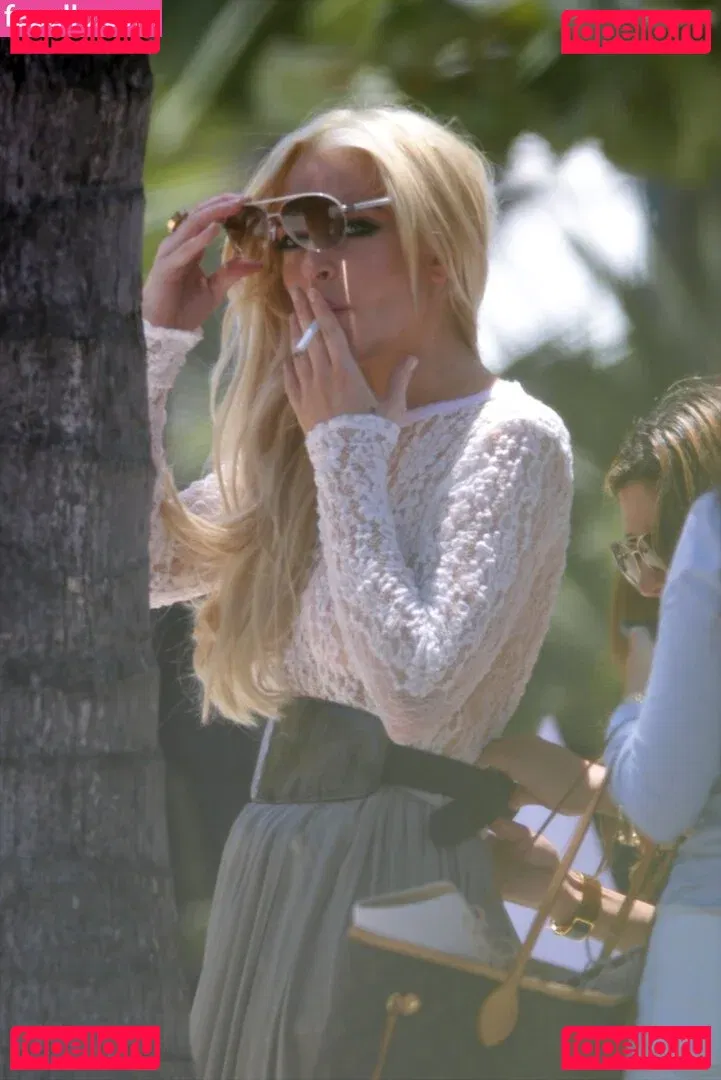 Lindsay Lohan Onlyfans Photo Gallery 