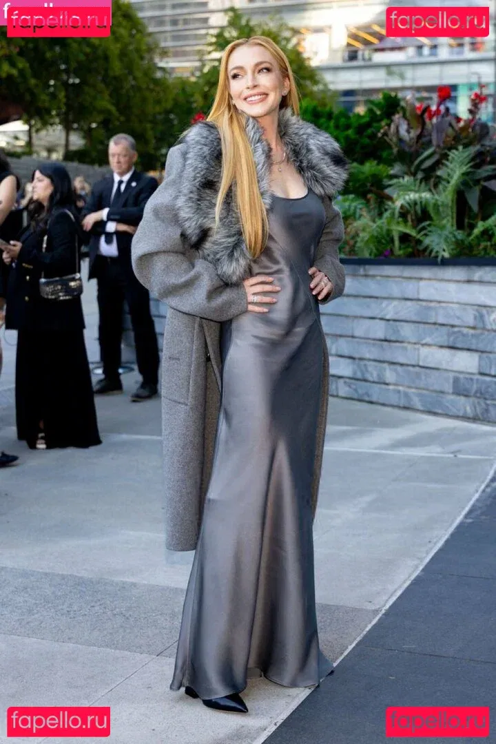 Lindsay Lohan Onlyfans Photo Gallery 