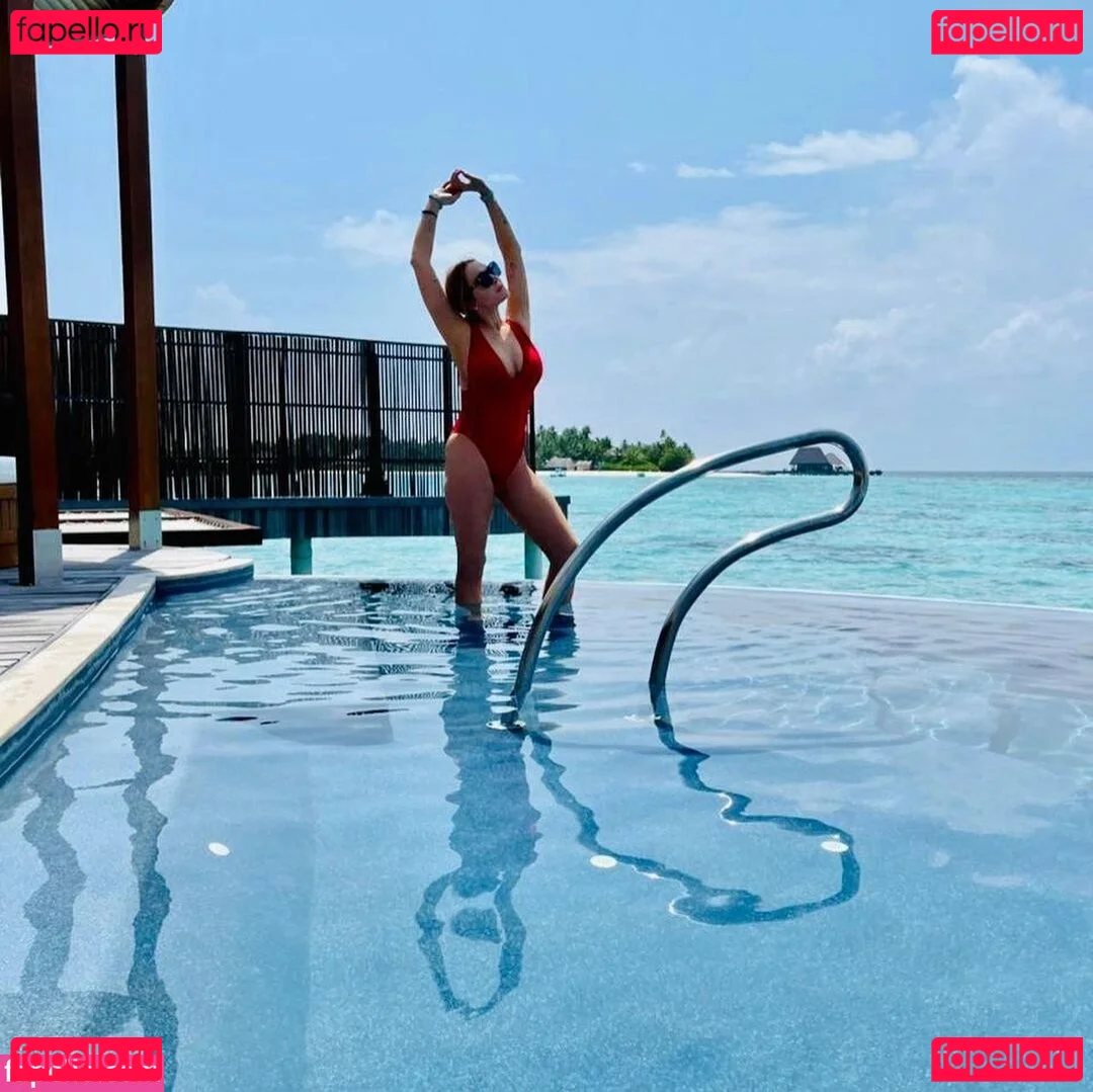 Lindsay Lohan Onlyfans Photo Gallery 