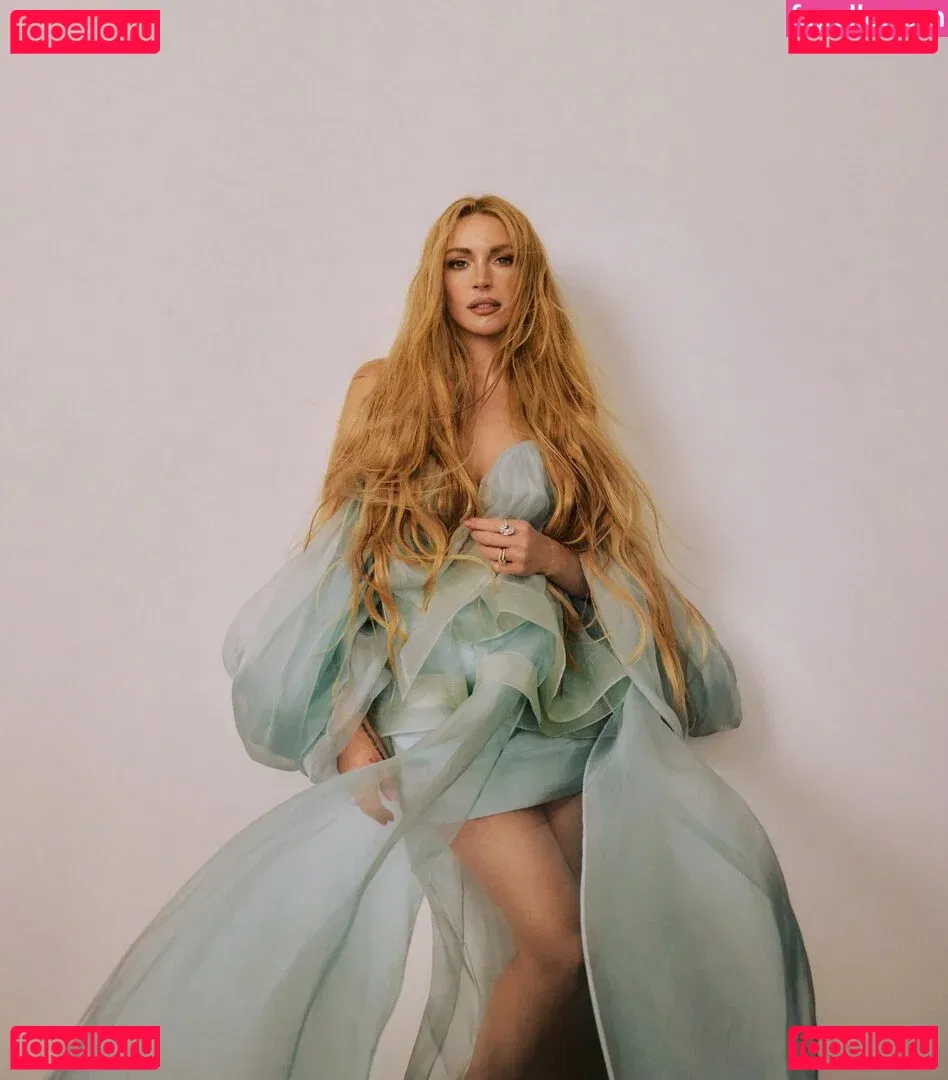 Lindsay Lohan Onlyfans Photo Gallery 