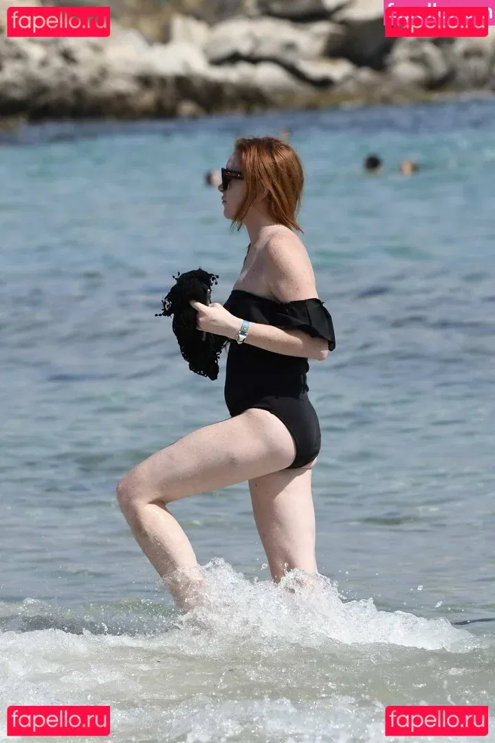 Lindsay Lohan Onlyfans Photo Gallery 