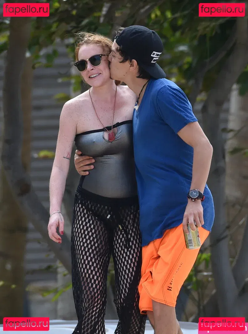 Lindsay Lohan Onlyfans Photo Gallery 