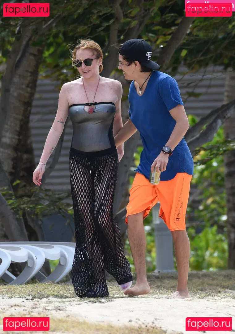 Lindsay Lohan Onlyfans Photo Gallery 