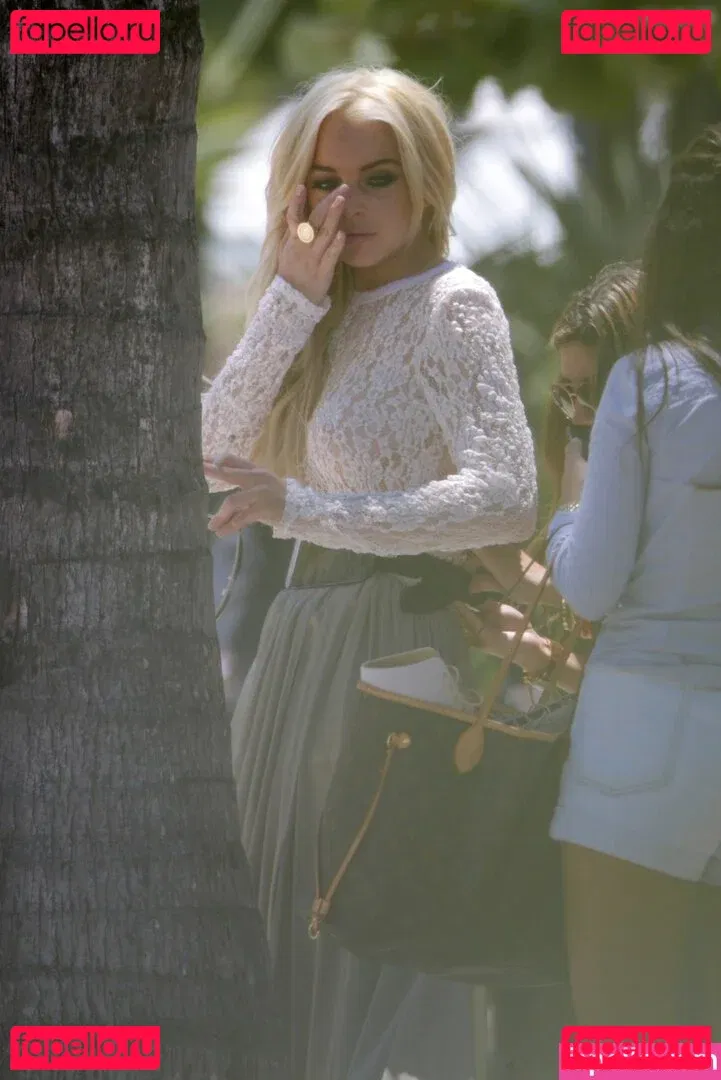 Lindsay Lohan Onlyfans Photo Gallery 