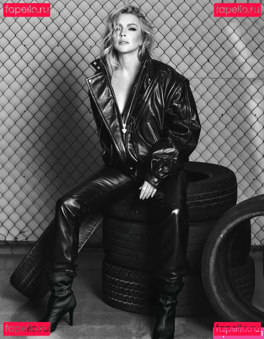 Lindsay Lohan Onlyfans Photo Gallery 