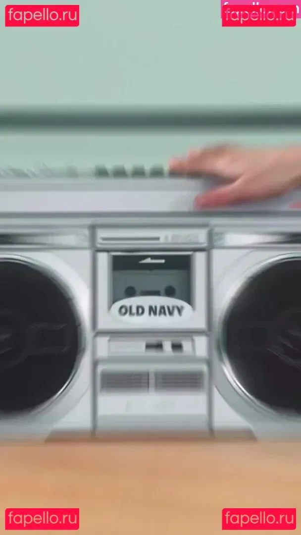 Lindsay Lohan Onlyfans Photo Gallery 