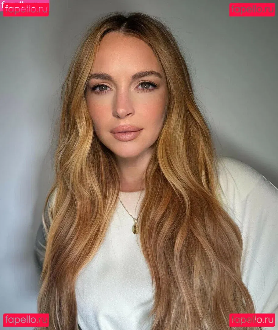 Lindsay Lohan Onlyfans Photo Gallery 