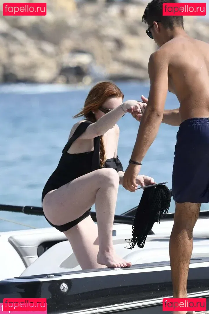 Lindsay Lohan Onlyfans Photo Gallery 