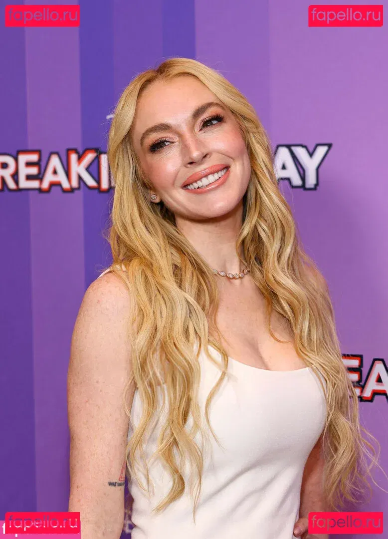 Lindsay Lohan Onlyfans Photo Gallery 