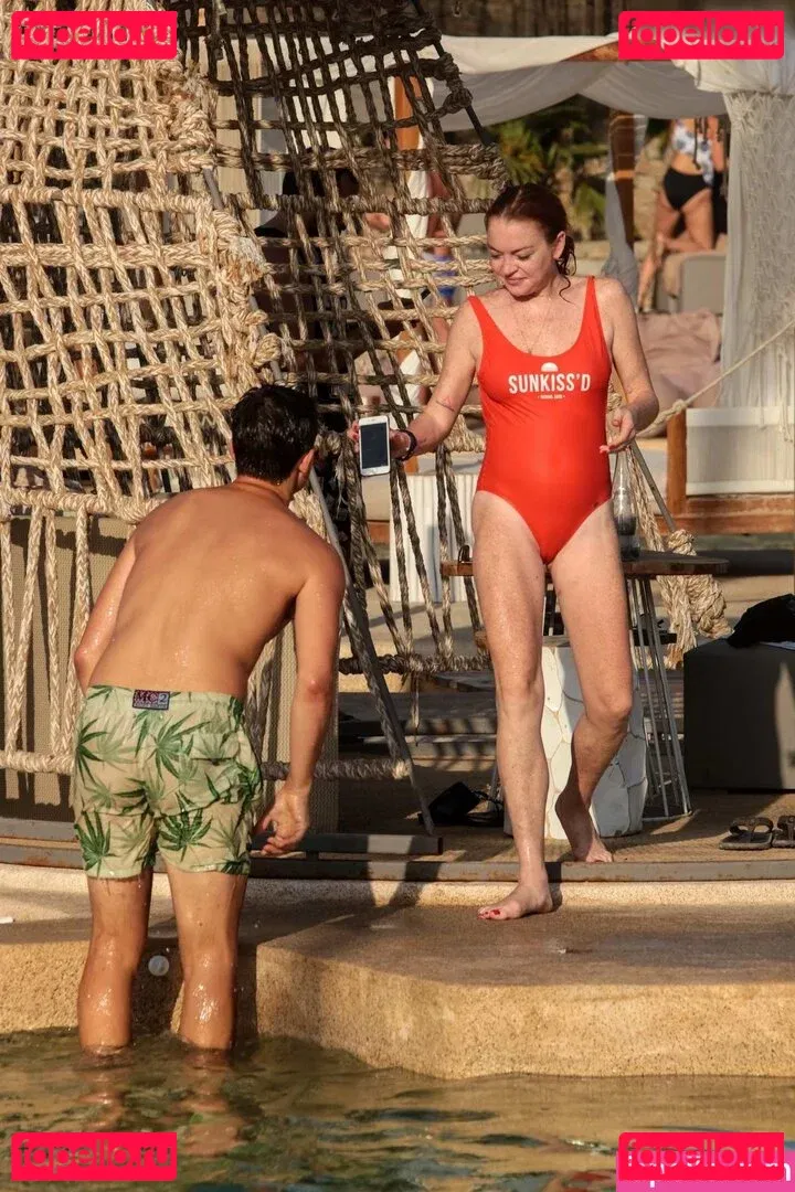 Lindsay Lohan Onlyfans Photo Gallery 