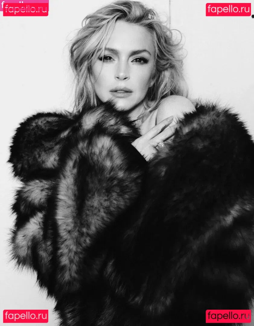 Lindsay Lohan Onlyfans Photo Gallery 