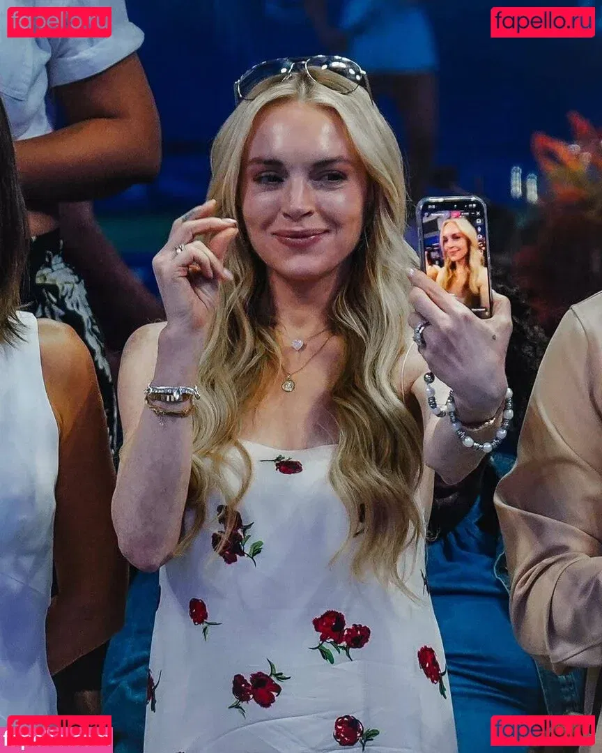 Lindsay Lohan Onlyfans Photo Gallery 