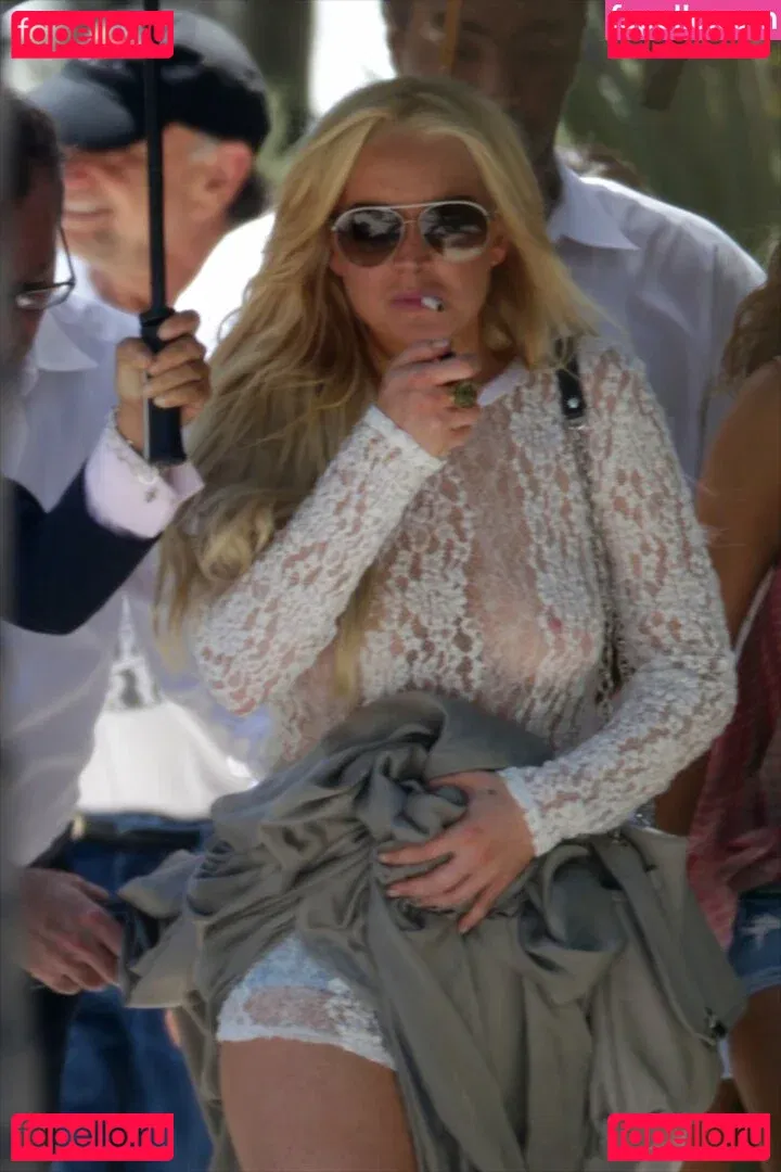 Lindsay Lohan Onlyfans Photo Gallery 