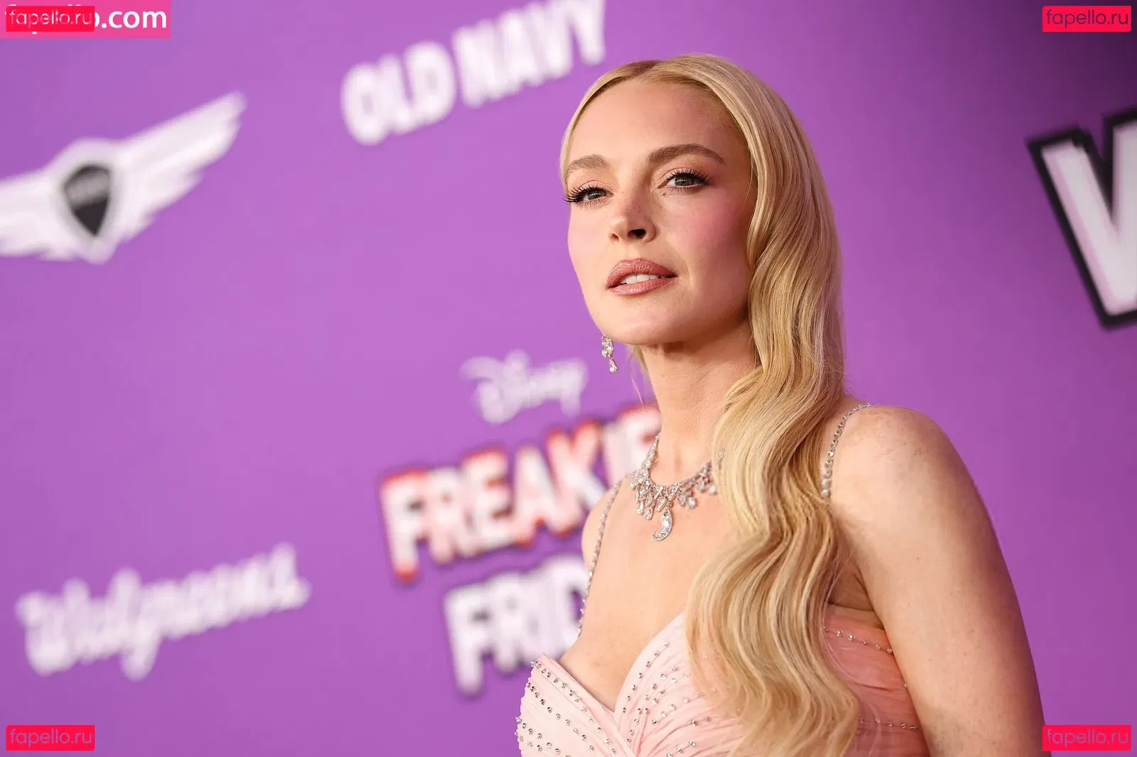 Lindsay Lohan Onlyfans Photo Gallery 