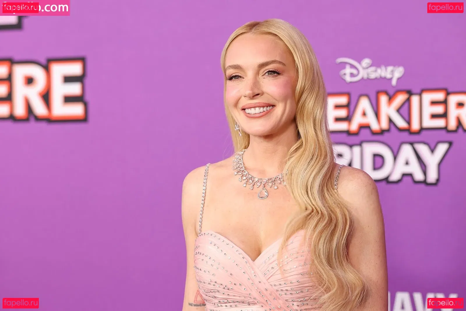 Lindsay Lohan Onlyfans Photo Gallery 