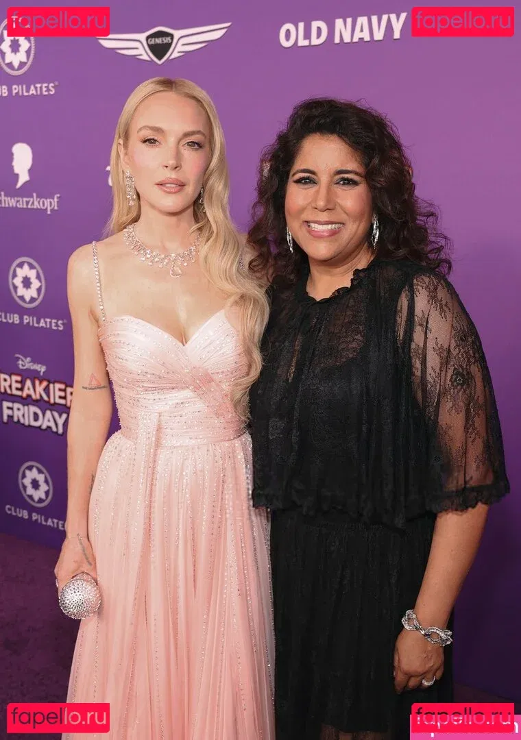 Lindsay Lohan Onlyfans Photo Gallery 