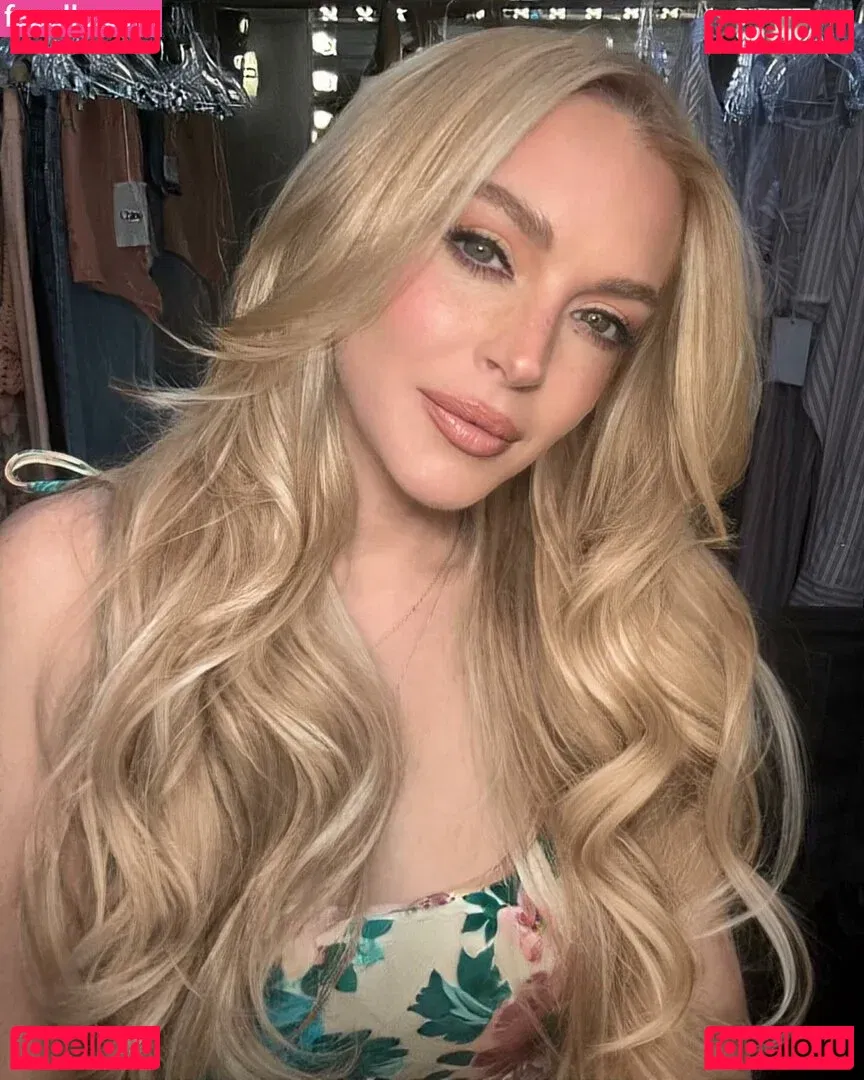 Lindsay Lohan Onlyfans Photo Gallery 