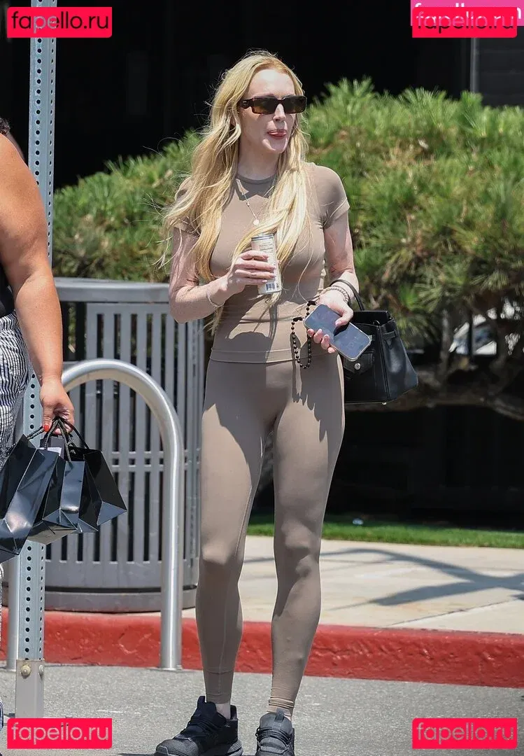 Lindsay Lohan Onlyfans Photo Gallery 