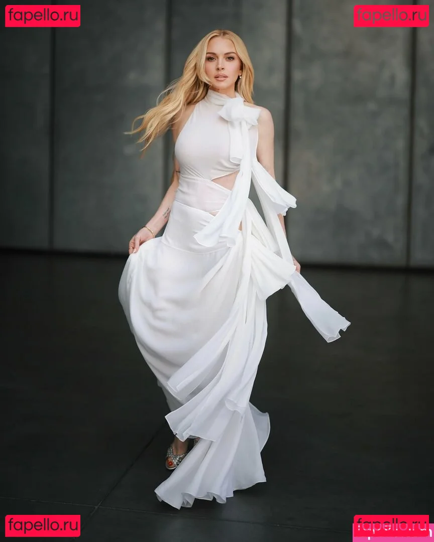 Lindsay Lohan Onlyfans Photo Gallery 