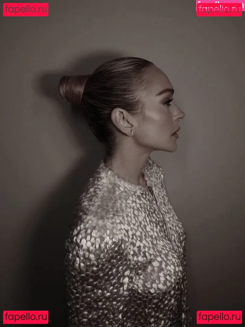 Lindsay Lohan Onlyfans Photo Gallery 