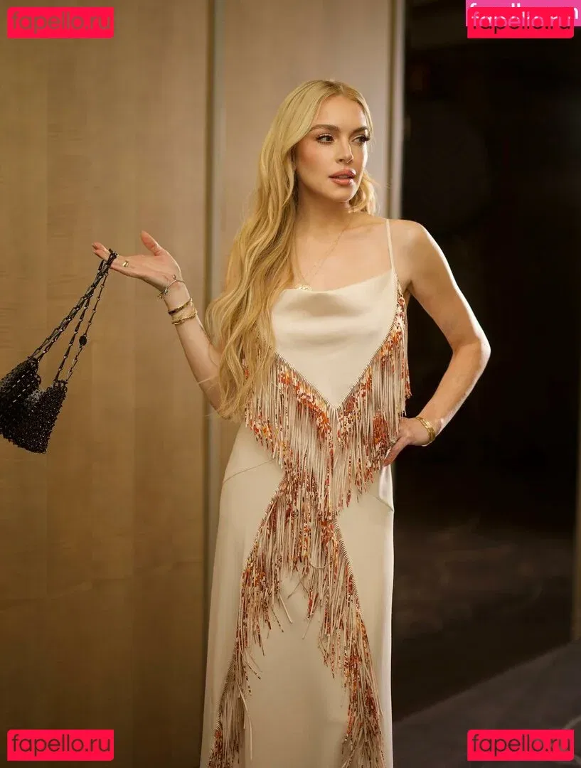 Lindsay Lohan Onlyfans Photo Gallery 