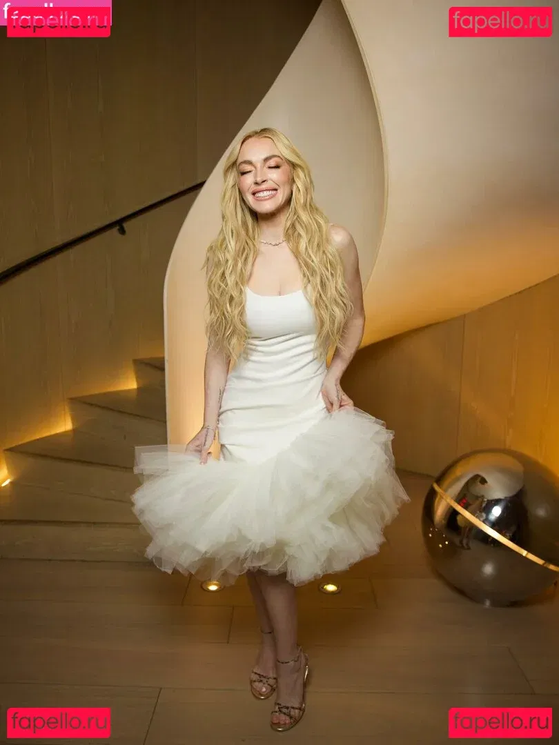 Lindsay Lohan Onlyfans Photo Gallery 