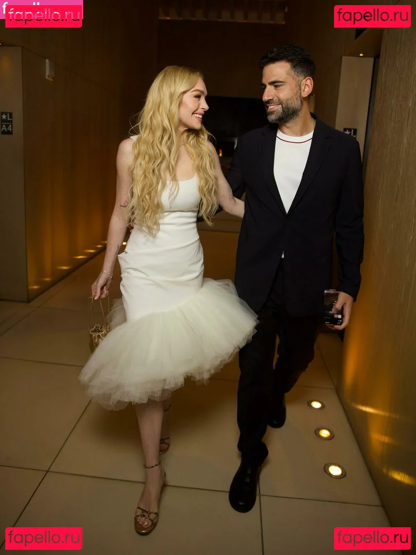 Lindsay Lohan Onlyfans Photo Gallery 