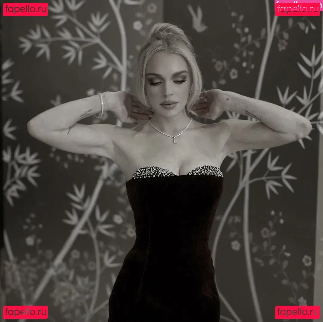 Lindsay Lohan Onlyfans Photo Gallery 