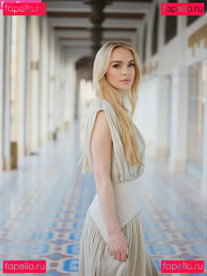 Lindsay Lohan Onlyfans Photo Gallery 