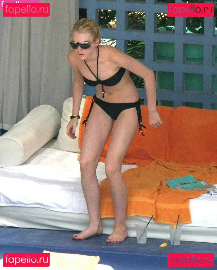 Lindsay Lohan Onlyfans Photo Gallery 