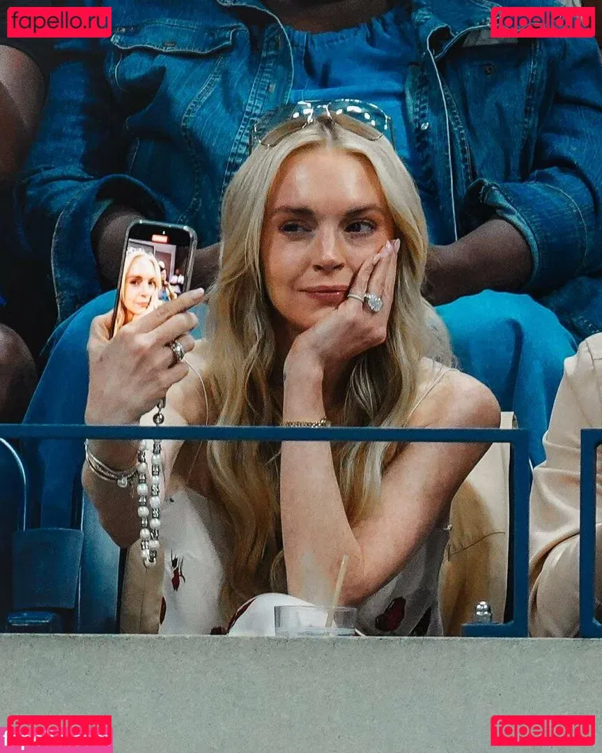 Lindsay Lohan Onlyfans Photo Gallery 