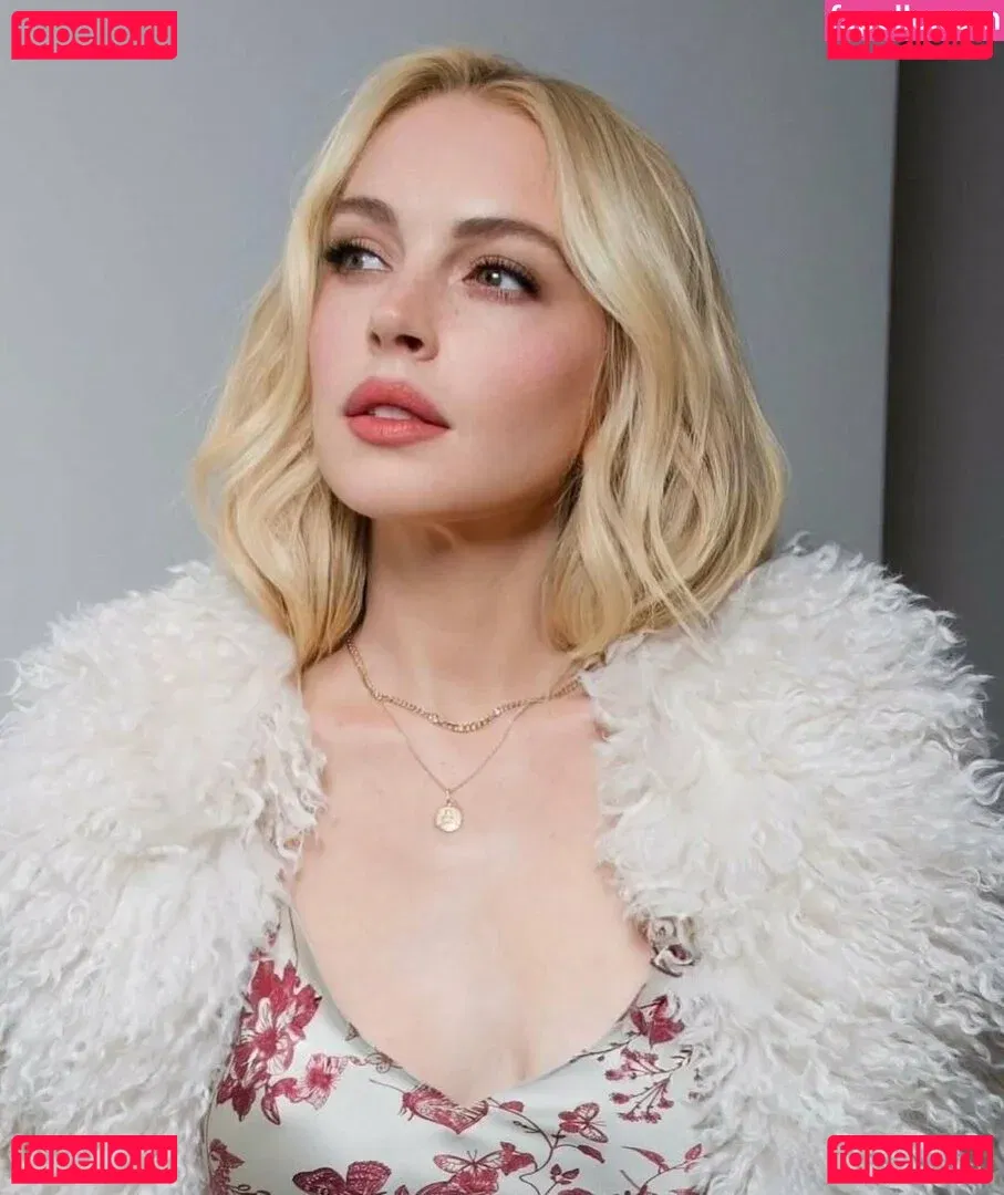 Lindsay Lohan Onlyfans Photo Gallery 