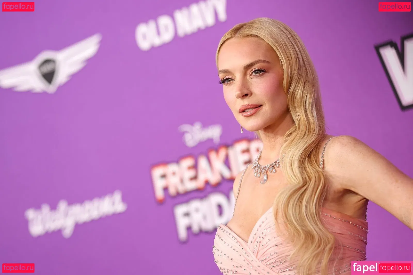 Lindsay Lohan Onlyfans Photo Gallery 