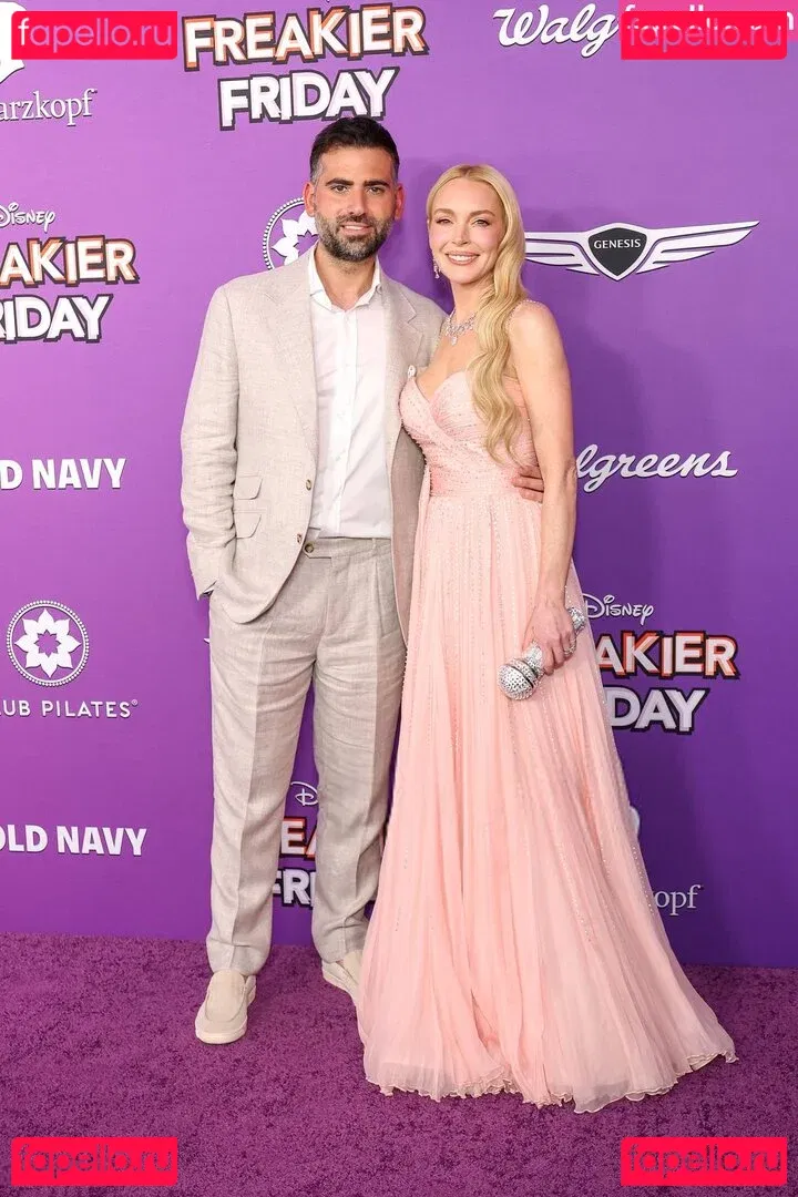 Lindsay Lohan Onlyfans Photo Gallery 