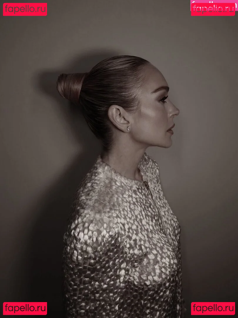 Lindsay Lohan Onlyfans Photo Gallery 