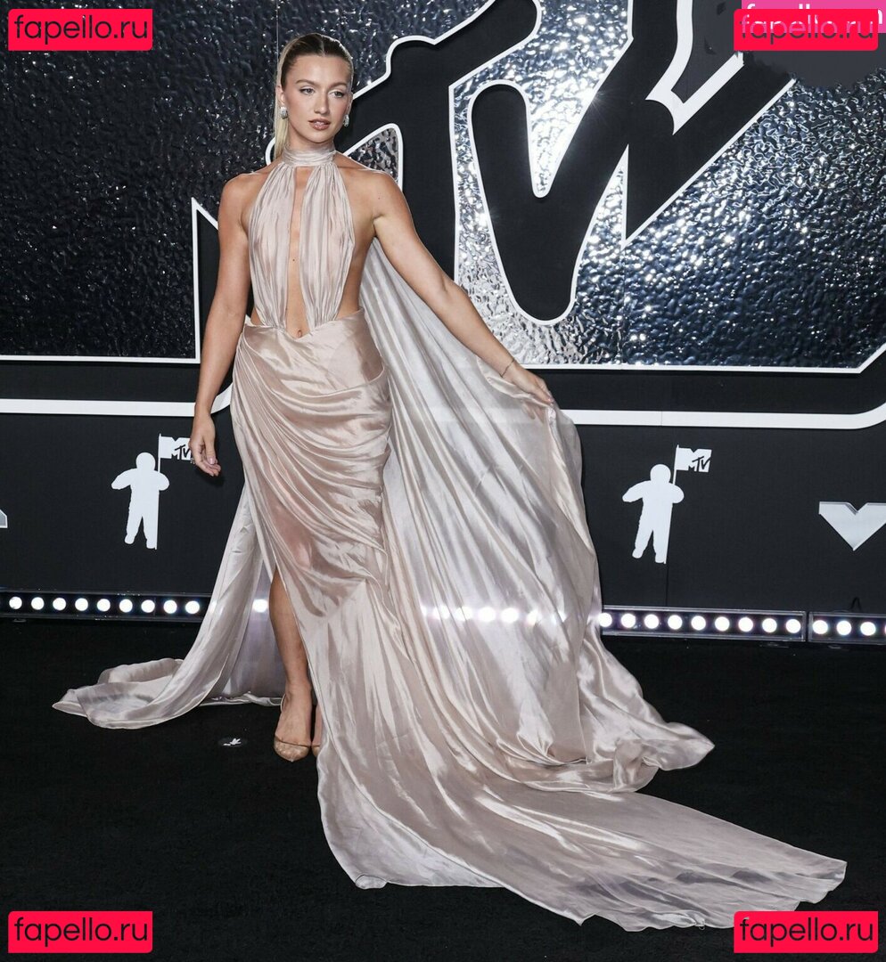 Anna Sitar / Anna X / annaxsitar / miss.anna.x Onlyfans Photo Gallery 